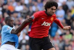 Marouane Fellaini: Man Utd midfielder faces six week absence