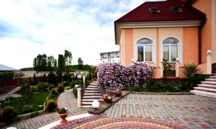 Nullam rutrum leo eget ligula