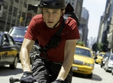 'Premium Rush' delivers action, no bells and whistles